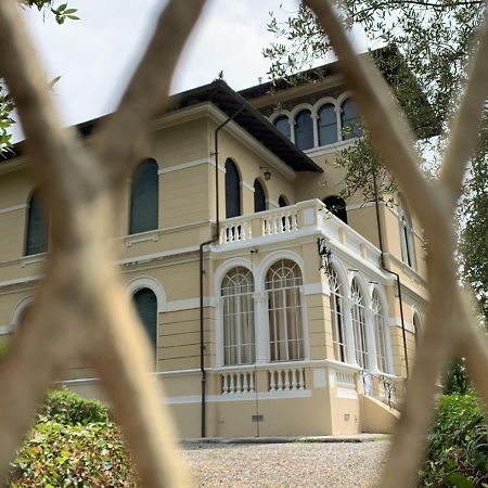 Villa Maria Luisa . Splendida Villa Liberty ลุคคา ภายนอก รูปภาพ